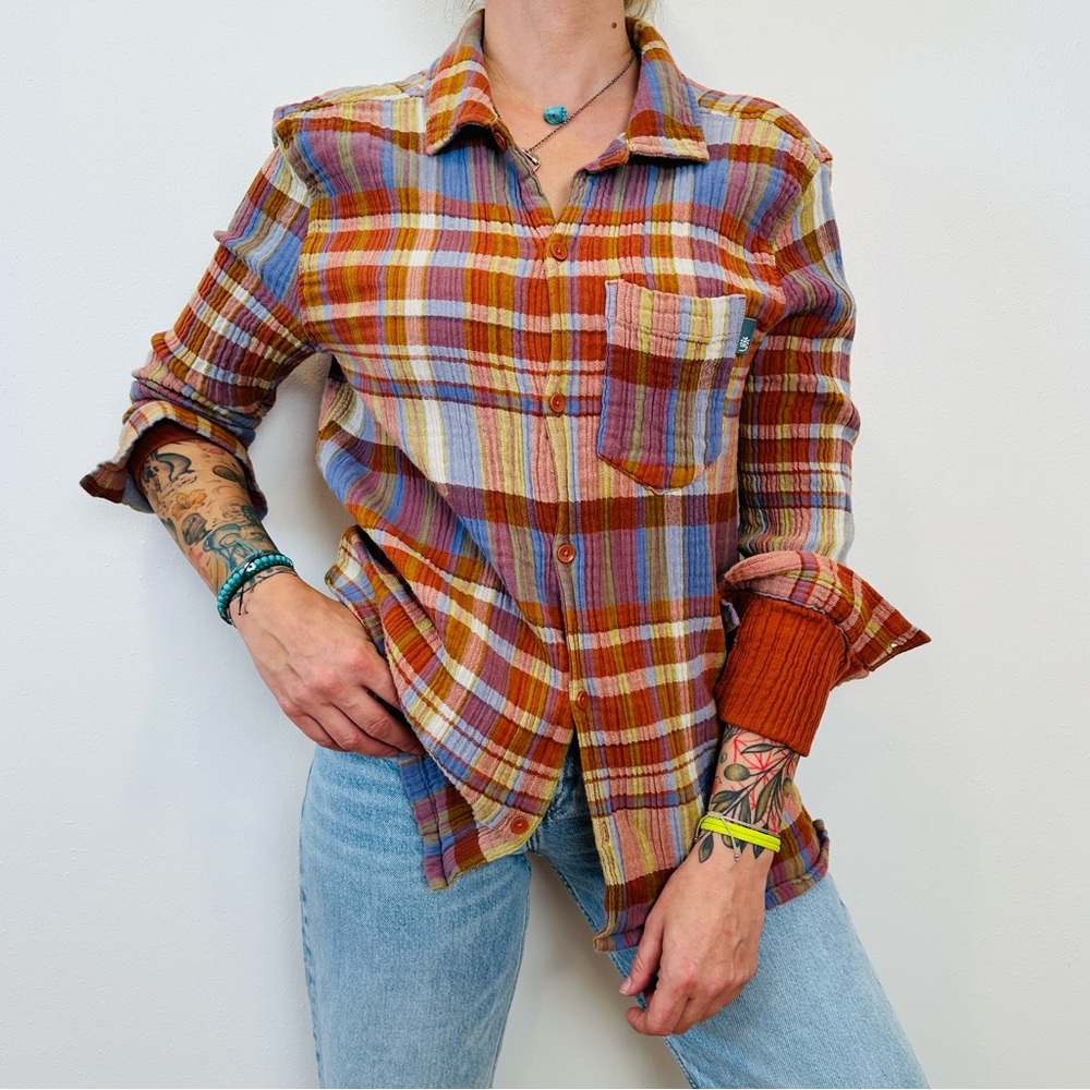 Urban outfitters plaid flannel button down shirt